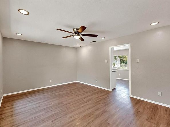 335 S 1st Street , Wylie Texas 75098
