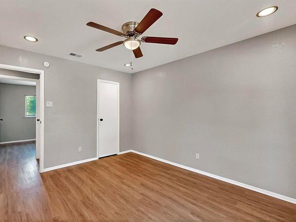 335 S 1st Street , Wylie Texas 75098