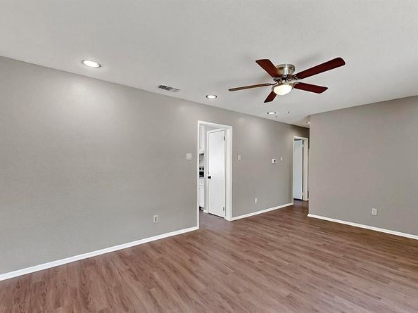 335 S 1st Street , Wylie Texas 75098