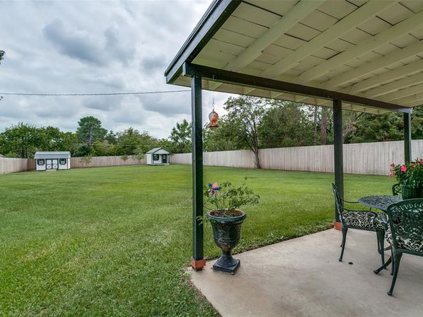 203  OAK VALLEY Drive , Colleyville Texas 76034