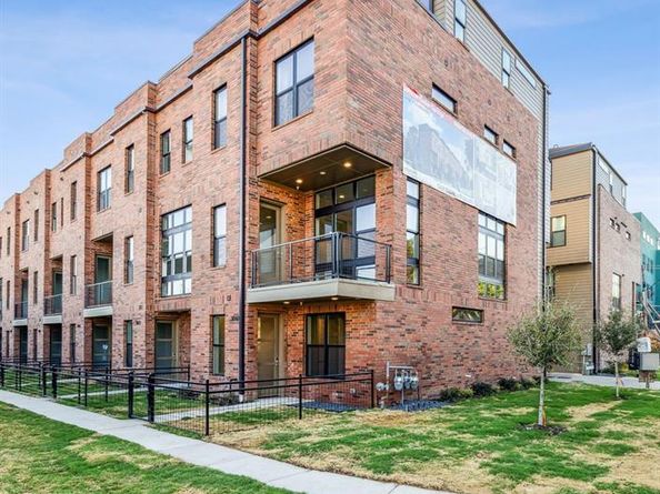 3064  Chimes Street , Dallas Texas 75219