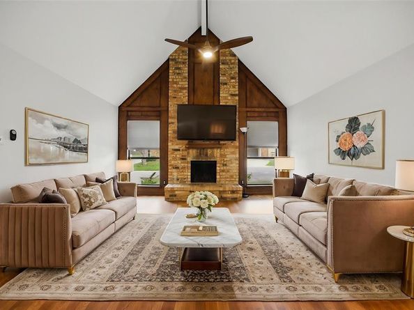 2778  Harbinger Lane , Dallas Texas 75287