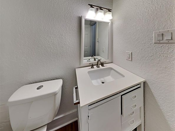 5241  Carol Avenue , Fort Worth Texas 76105