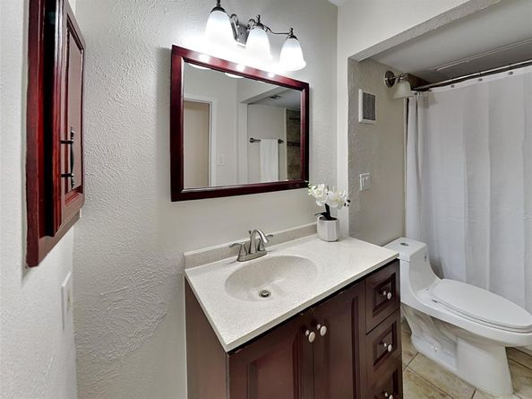 4220  Madera Road , Irving Texas 75038