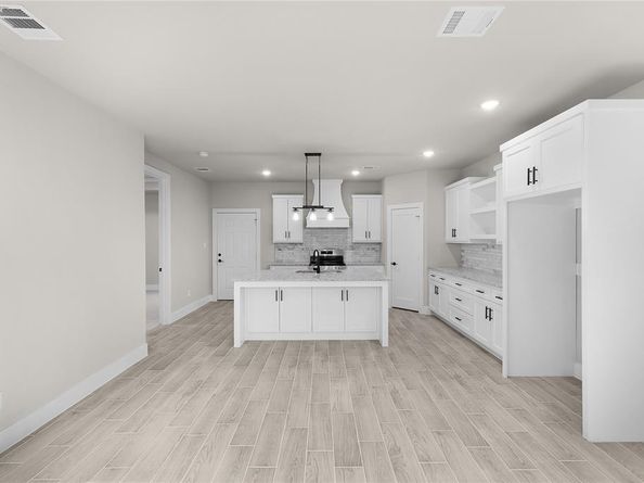 4405  Baylor Street , Fort Worth Texas 76119