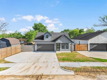 4405  Baylor Street 