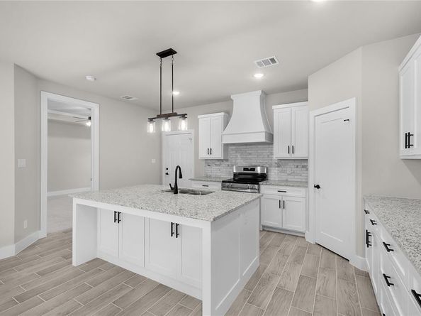 4405  Baylor Street , Fort Worth Texas 76119