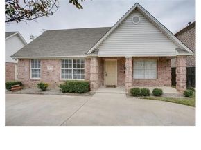 3233 S Univer. Drive , Fort Worth Texas 76109