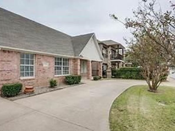 3233 S Univer. Drive , Fort Worth Texas 76109