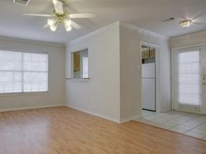 3233 S Univer. Drive , Fort Worth Texas 76109