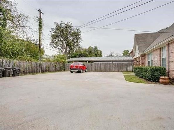 3233 S Univer. Drive , Fort Worth Texas 76109