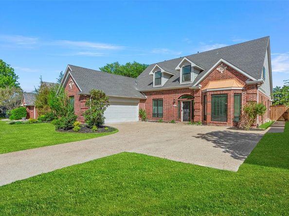 2631  Valley Creek Trail , McKinney Texas 75072