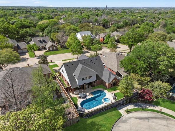 2631  Valley Creek Trail , McKinney Texas 75072