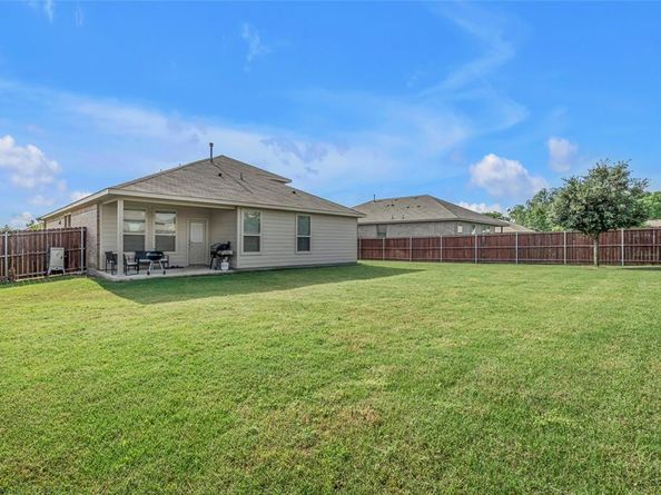 411  Skipper Lane , Azle Texas 76020