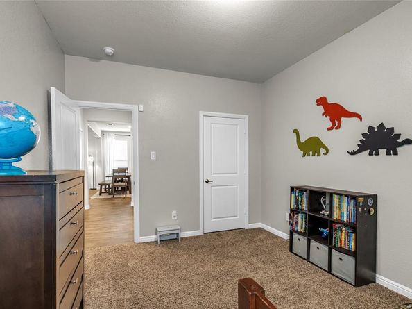 411  Skipper Lane , Azle Texas 76020