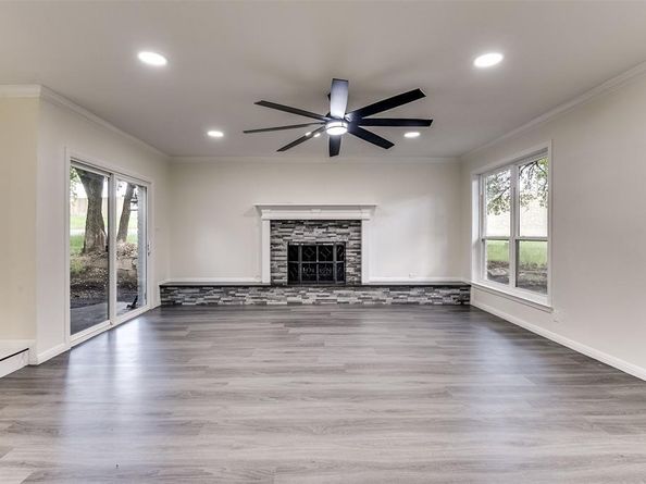 258  Somerset Terrace , Bedford Texas 76022