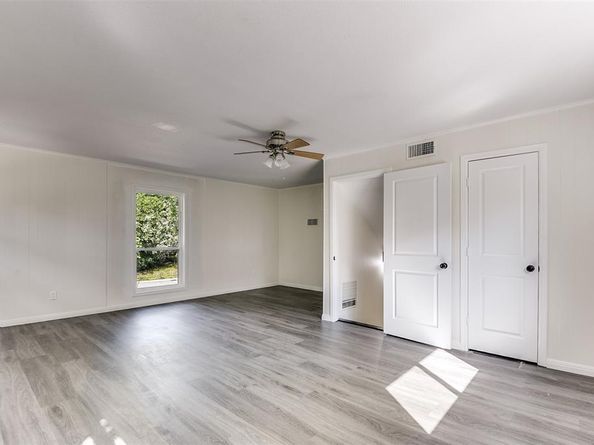 258  Somerset Terrace , Bedford Texas 76022