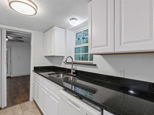6315  Walraven Circle , Fort Worth Texas 76133