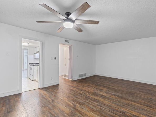 6315  Walraven Circle , Fort Worth Texas 76133