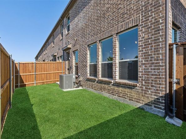3144  Galveston Street , Plano Texas 75075