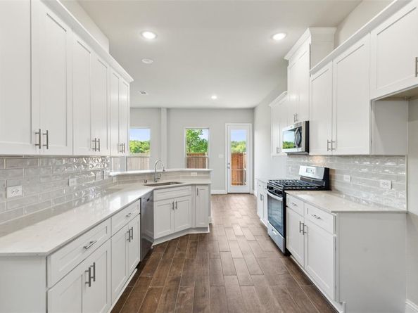 3144  Galveston Street , Plano Texas 75075