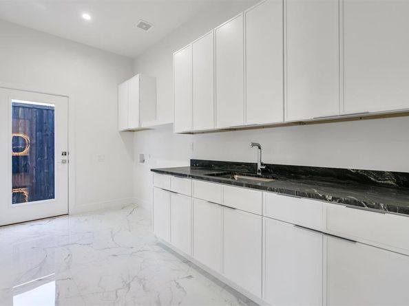 3813  Cortez Drive , Dallas Texas 75220