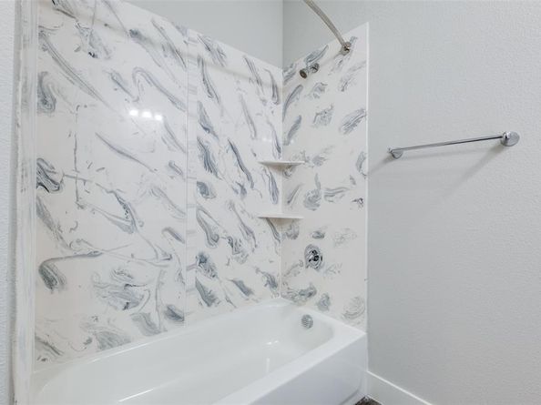 1609  Pine Street , Dallas Texas 75215