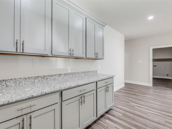 1609  Pine Street , Dallas Texas 75215