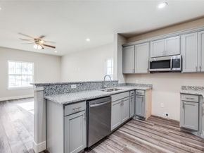 1609  Pine Street , Dallas Texas 75215