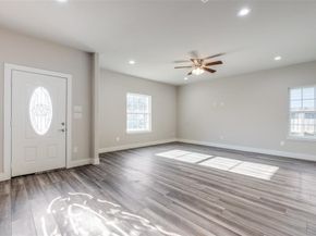 1609  Pine Street , Dallas Texas 75215