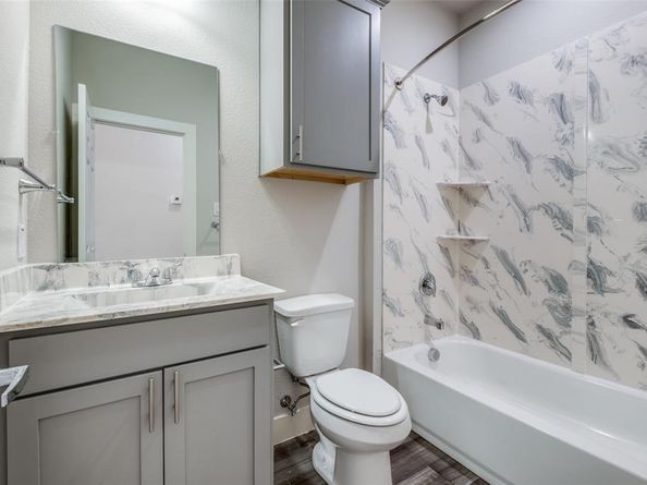 1609  Pine Street , Dallas Texas 75215