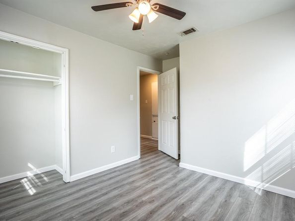 7916  Silverdale Drive , Dallas Texas 75232
