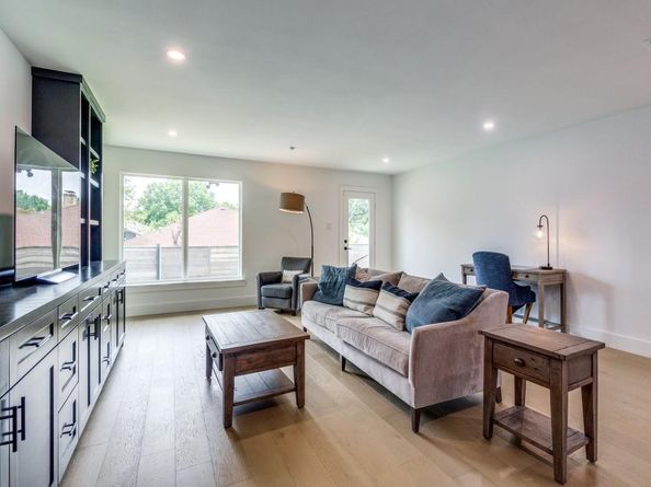 6417  Malcolm Drive , Dallas Texas 75214