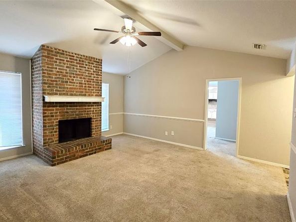 304  Lochness Court , Benbrook Texas 76126