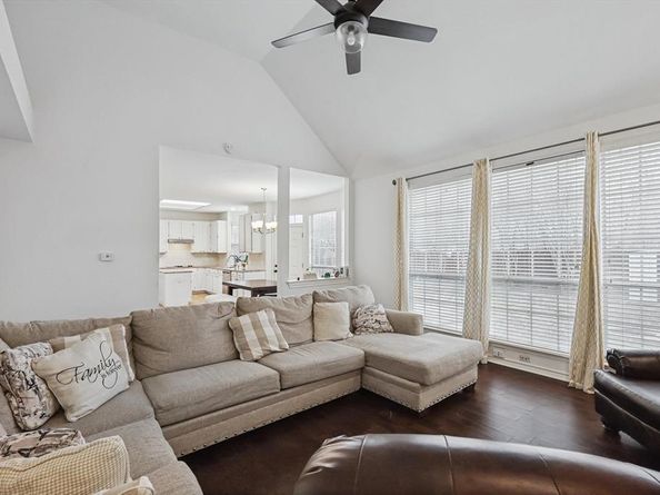 6204  Parkstone Way , Dallas Texas 75249