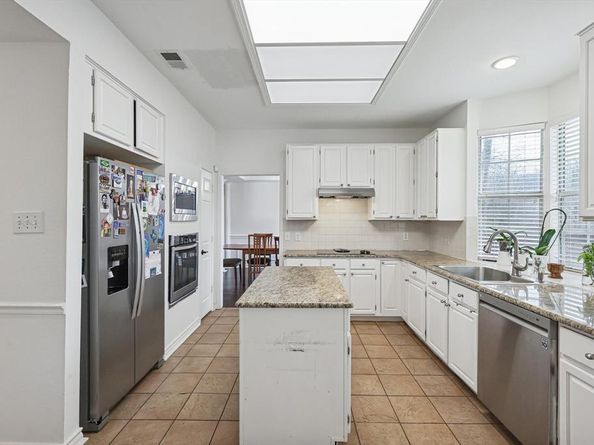 6204  Parkstone Way , Dallas Texas 75249