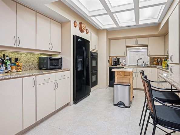 5200  Keller Springs Road  632, Dallas Texas 75248