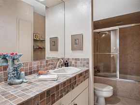 5200  Keller Springs Road  632, Dallas Texas 75248