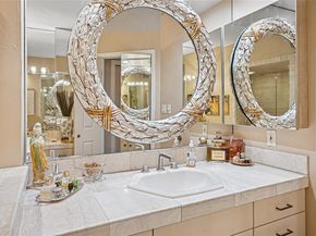 5200  Keller Springs Road  632, Dallas Texas 75248