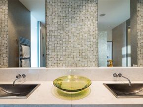 2430  Victory Park Lane  2104, Dallas Texas 75219