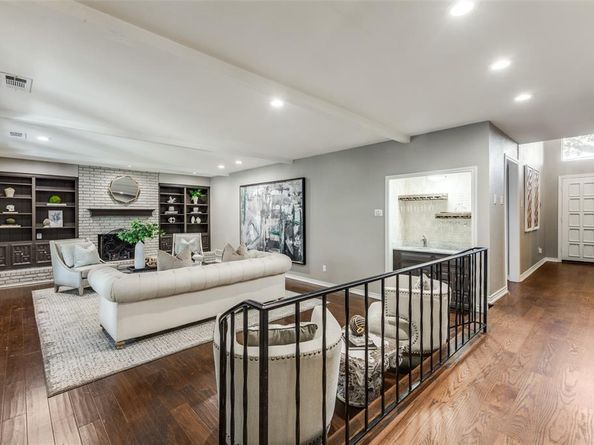 15211  Meandering Way , Dallas Texas 75248