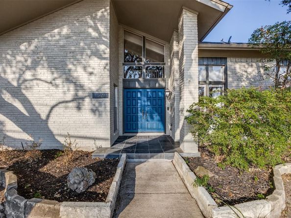 15211  Meandering Way , Dallas Texas 75248