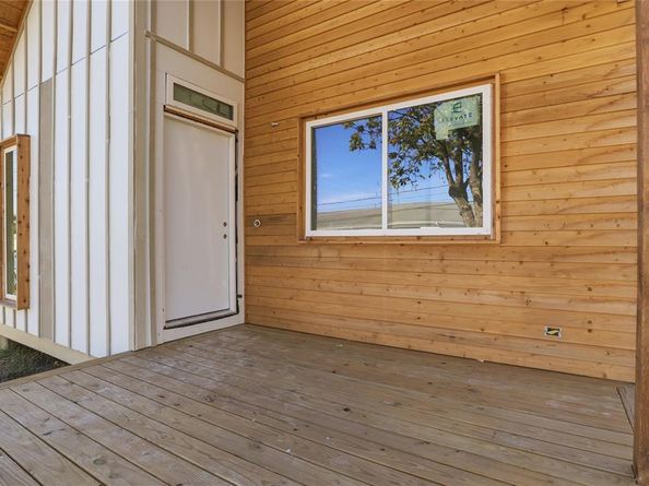 4811  Sapphire Street , Dallas Texas 75223