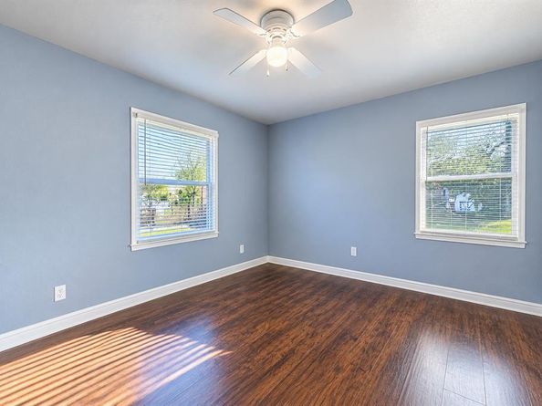 504  Lynda Lane , Arlington Texas 76010