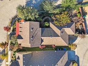 2201  Shakespeare Street , Carrollton Texas 75010