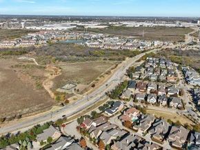 2201  Shakespeare Street , Carrollton Texas 75010