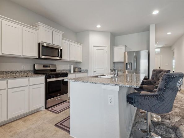 5912  Piedrosa Court , Denton Texas 76226