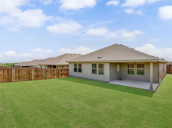 5912  Piedrosa Court , Denton Texas 76226