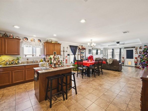 2328  Angoni Way , Fort Worth Texas 76131