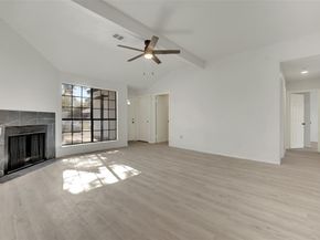 615  Red Coat Lane , Arlington Texas 76002